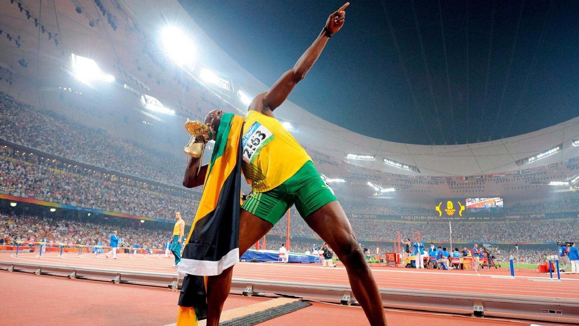 Emily Jones 全能表现引领团队前进